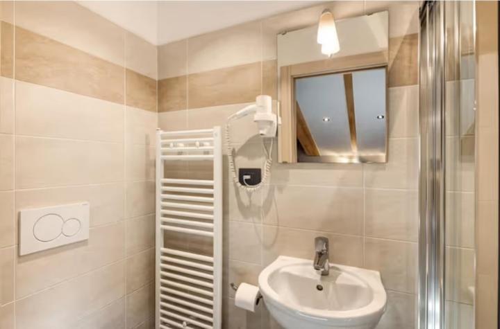 Casa da Claudia Apartment Livigno Bagian luar foto