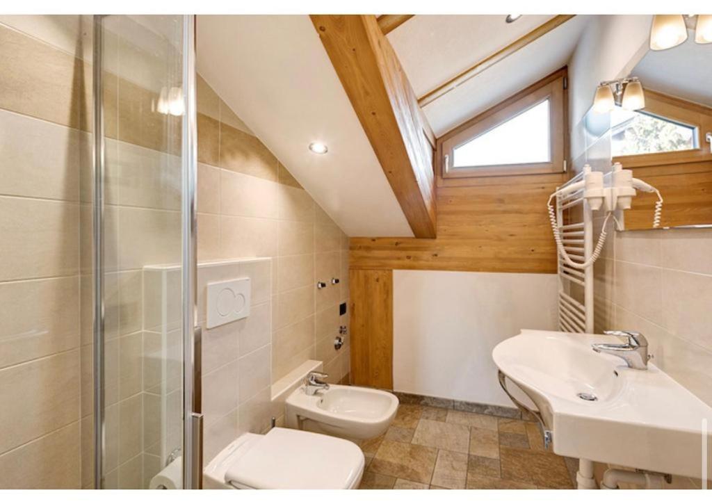 Casa da Claudia Apartment Livigno Bagian luar foto