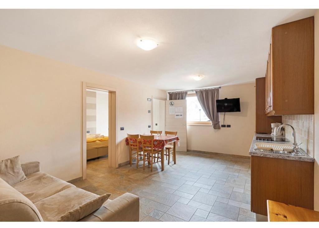 Casa da Claudia Apartment Livigno Bagian luar foto
